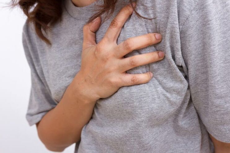 Attacco di cuore come causa di dolore alle scapole